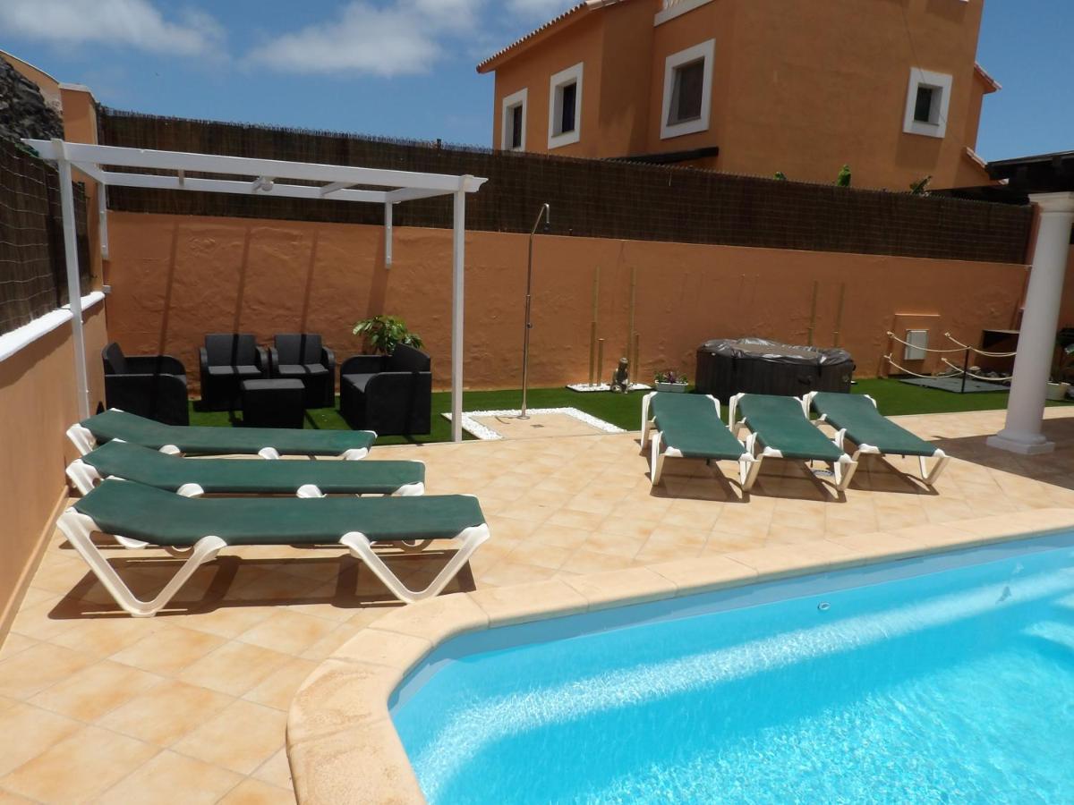 Villas Brujula Company Corralejo Exteriör bild