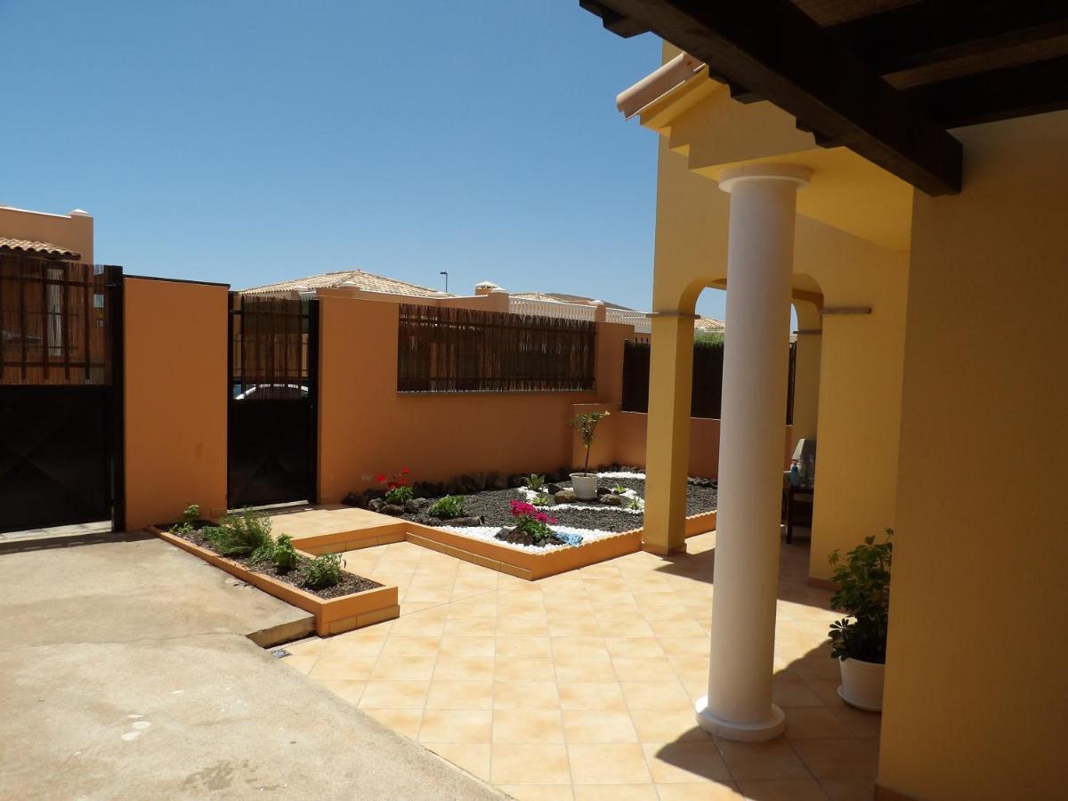 Villas Brujula Company Corralejo Exteriör bild